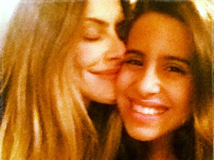 cleo e irma - poster